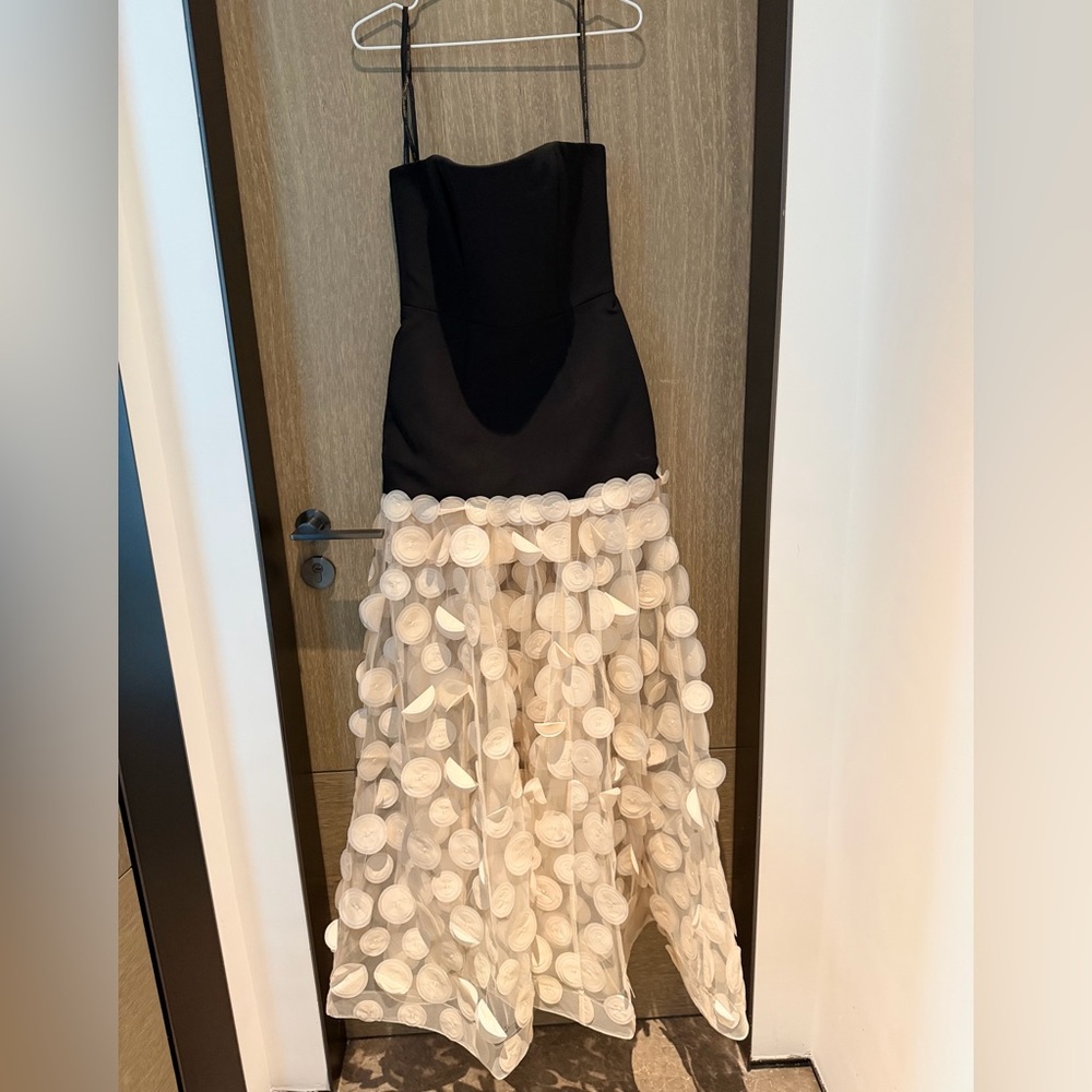 Bronx and Banco Black Strapless Bodice with Cream Appliqué Maxi Skirt - Picture 4 of 13